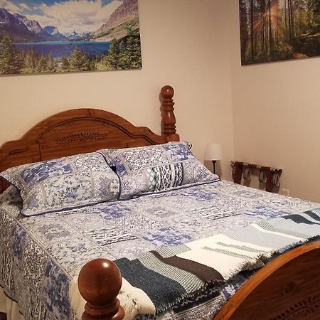 Hidefaraway 1 Queen 1 Full Beds For Same Price Sekiu Exterior photo